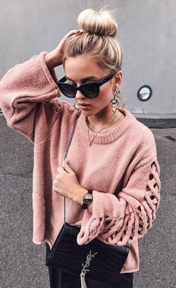 Accessories-10 creative ways to wear your sweater for the fall season-by stylewati