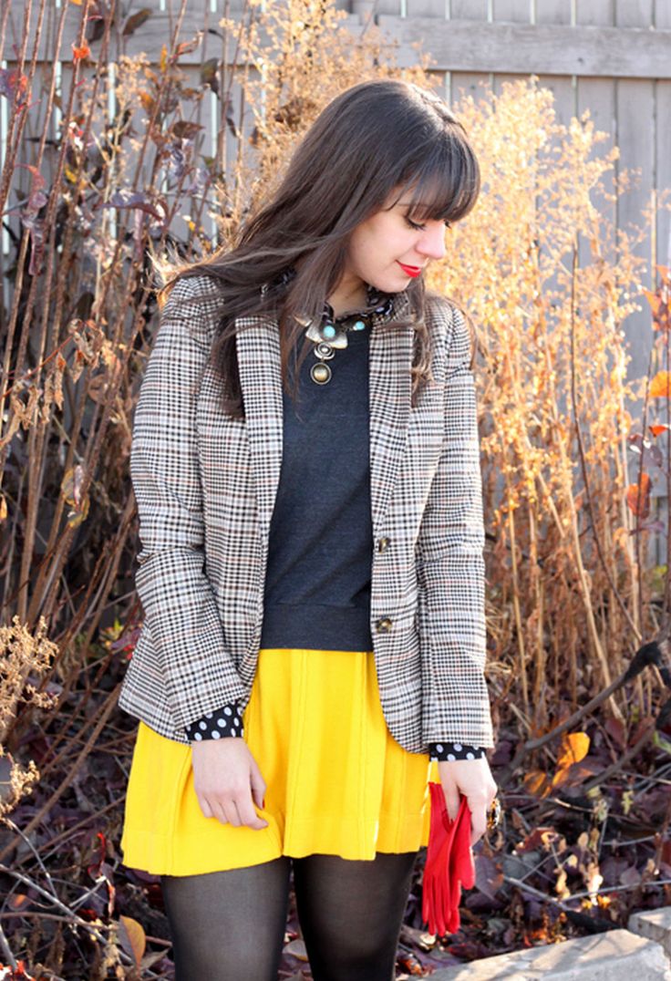 Avoid flashy colours-How to keep with all the work ethics-by stylewati