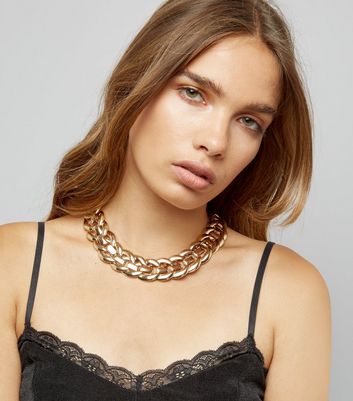 Chain necklace-Cool accessories to try out in 2021-by stylewati