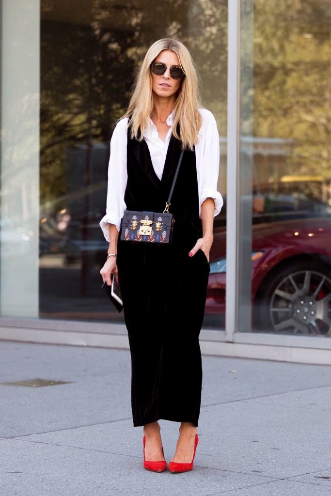 Dress over the shirt-10 outfit ideas to crack the job interview-by stylewati