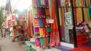 Hindmata market-7 street shopping places located in Mumbai-by stylewati