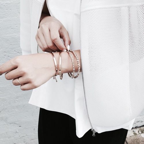 Minimal accessories-How to keep with all the work ethics-by stylewati