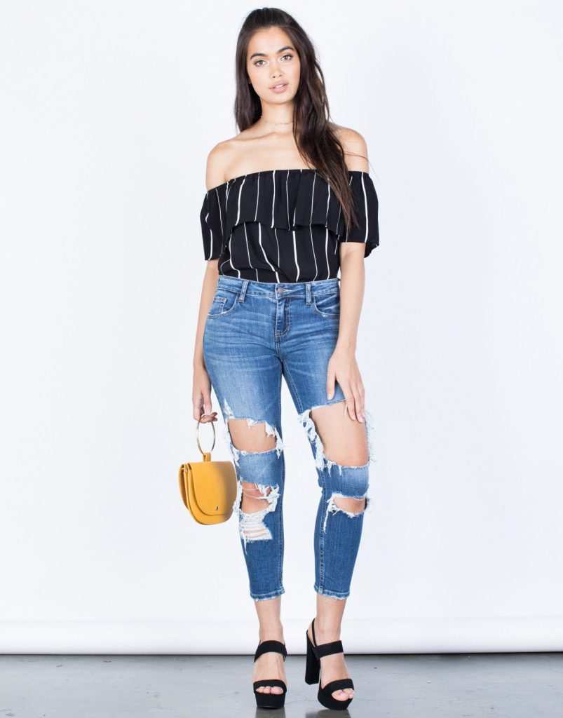 Rolled-up-ripped-jeans-803x1024
