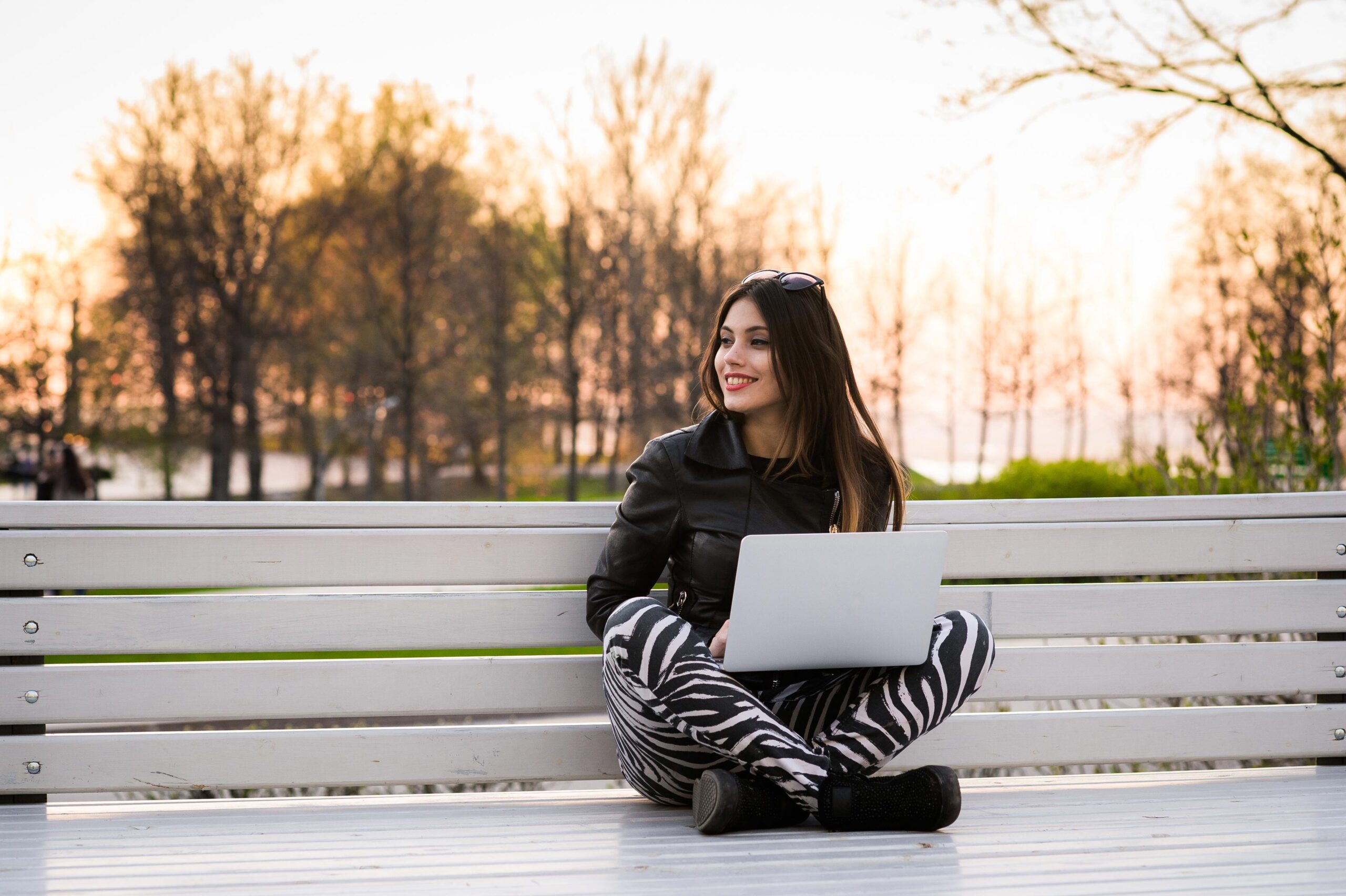 How-to-adapt-yourself-from-Home-life-to-Campus-life!-by-stylewati