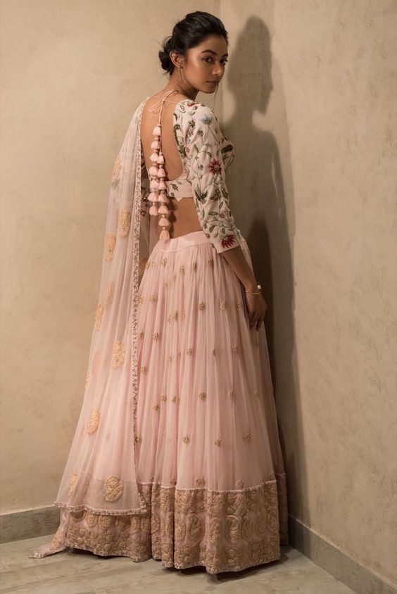 Interesting blouse detailing-How to wear a lehenga in modern ways-by stylewati
