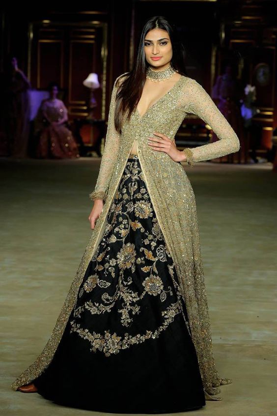Slit top or jacket with a lehenga-How to wear a lehenga in modern ways-by stylewati