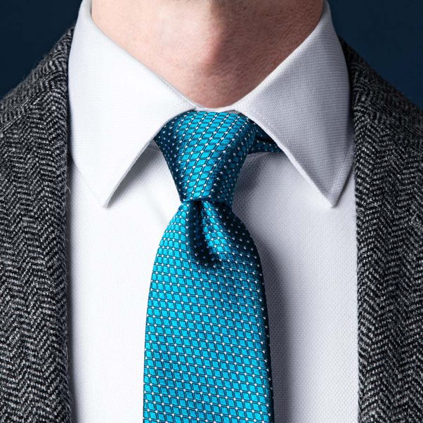 tripple knot tie -How to wear a tie – Easy Step by Step Instructions to wear a tie- by stylewati