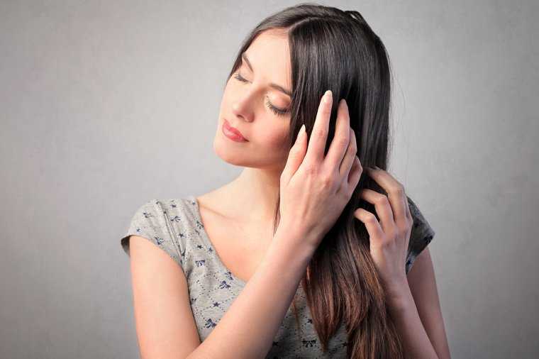 apply oil - How to take care of skin & hair post – Holi by stylewati