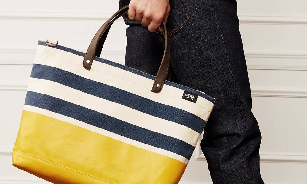 beach bag - 10 Stylish Types of Bags for Men Guide to Must-Have Bags for Men in 2022-by stylewati