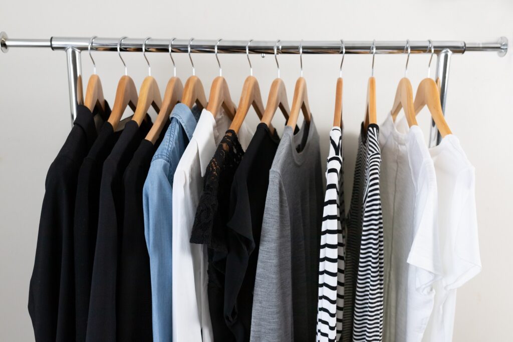 capsule wardrobe - 5 Fashion Tips to Remember While Styling-by stylewati